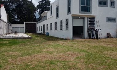RENTO INMUEBLE DE360M2 EN IRATZIO, PARA RESTAURANT, BODEGO, SUPER MERCADO,
