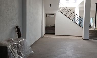 RENTO INMUEBLE DE360M2 EN IRATZIO, PARA RESTAURANT, BODEGO, SUPER MERCADO,
