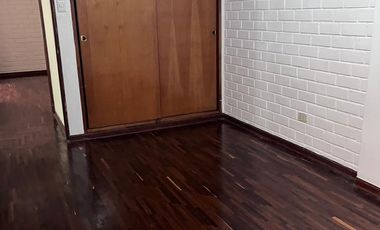 VENTA DEPARTAMENTO . SURCO MUY BIEN DISTRIBUIDO E ILUMINADO,EN DOÑA NORA