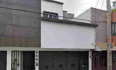 Preciosa Casa En Héroes Churubusco Iztapalapa Remate