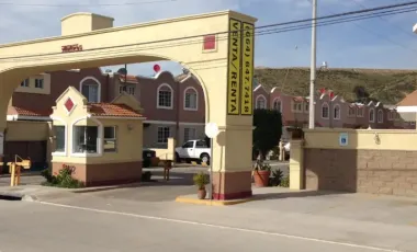 HERMOSA CASA DEN VENTA