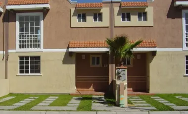 HERMOSA CASA DEN VENTA