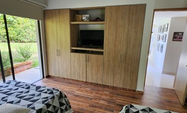 🌿 HERMOSA CASA CON VISTA PANORÁMICA EN COMBIA – VENTA O RENTA