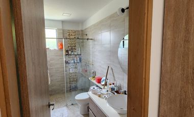 🌿 HERMOSA CASA CON VISTA PANORÁMICA EN COMBIA – VENTA O RENTA