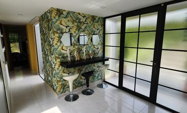 🌿 HERMOSA CASA CON VISTA PANORÁMICA EN COMBIA – VENTA O RENTA