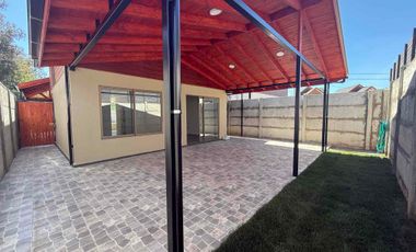 ARRIENDO CASA PARQUE EL AVELLANO