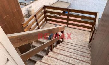 Edificio Moderno En Venta San Bartolo Con 7 Departamentos