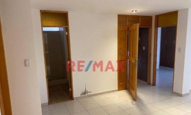 Edificio Moderno En Venta San Bartolo Con 7 Departamentos