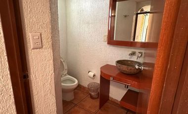 Amplia y Bonita Casa de 5 Recamaras en Ciudad Satélite