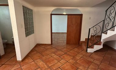 Amplia y Bonita Casa de 5 Recamaras en Ciudad Satélite