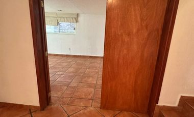 Amplia y Bonita Casa de 5 Recamaras en Ciudad Satélite