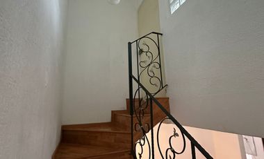 Amplia y Bonita Casa de 5 Recamaras en Ciudad Satélite