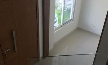 Valle del Silicio No. 150 Int. 112 Coto Cádiz