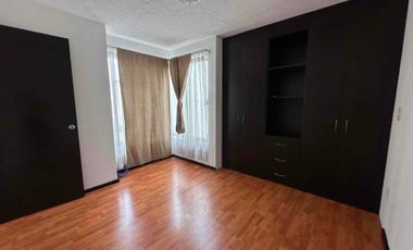 Renta hermosa casa en Villas Magdalena salida a CDMX