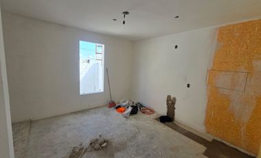 CASA EN VENTA JARDINES ALCALDE TOTALMENTE REMODELADA