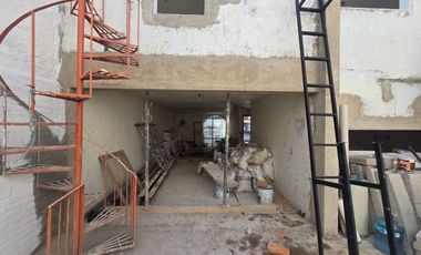 CASA EN VENTA JARDINES ALCALDE TOTALMENTE REMODELADA