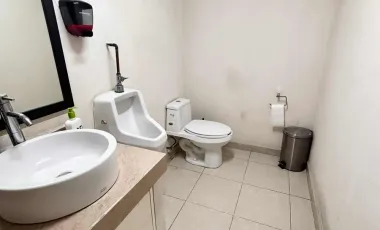 Venta de Edificio en Canal De Miramontes