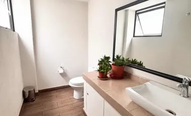 Venta de Edificio en Canal De Miramontes