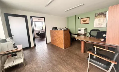 Venta de Edificio en Canal De Miramontes