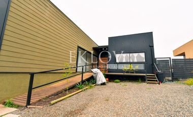 Casa Moderna En Mantagua Con Jardín Y Terrazas