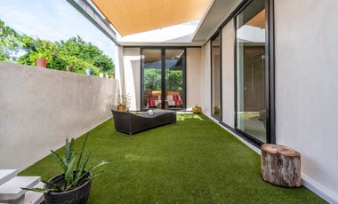 La Fábrica – Biophilic Contemporary Villa in Playacar