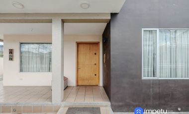 Casa en venta en sector amable maria al norte de la ciudad de Loja cerca cel colegio Eugenio Espejo