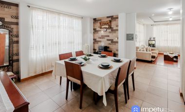 Casa en venta en sector amable maria al norte de la ciudad de Loja cerca cel colegio Eugenio Espejo