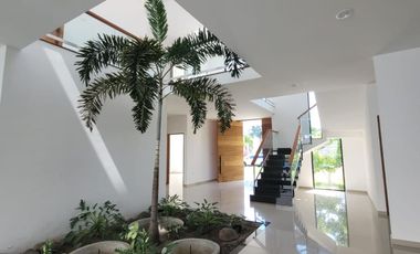 CASA EN RENTA RESIDENCIAL EL COUNTRY