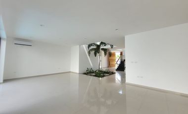 CASA EN RENTA RESIDENCIAL EL COUNTRY