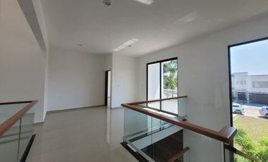 CASA EN RENTA RESIDENCIAL EL COUNTRY