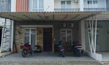 DI Jual Rumah Townhouse Acola Park