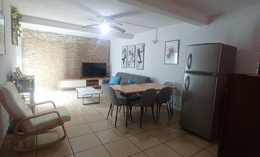 VENTA DE CASA CON LOCAL EN LA FLORESTA, QUERÉTARO