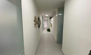 Oficina Amoblada en Venta  en La Inferior Poblado Medellin