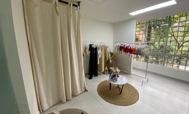 Oficina Amoblada en Venta  en La Inferior Poblado Medellin