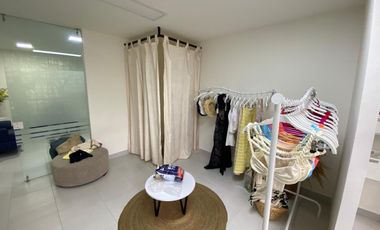 Oficina Amoblada en Venta  en La Inferior Poblado Medellin