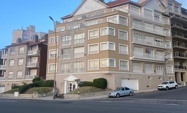 Departamento tres ambiente con cochera, COSTA. Mar del Plata.