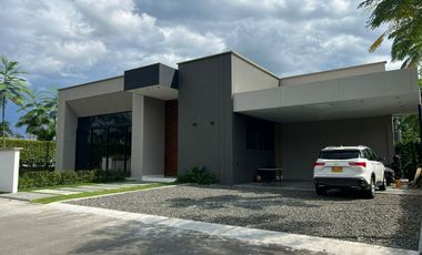 🌿 RENTA O VENTA – CASA DE LUJO EN CONDOMINIO, COMBIA - PEREIRA