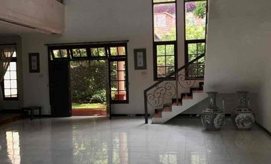 Dijual Villa Tretes siap huni dekat Pasar