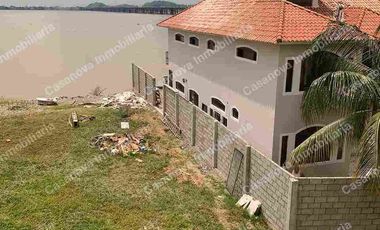 Venta de hermoso terreno al río
Ubicado en la ciudadela Aquamarina