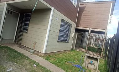 SE ARRIENDA CASA EN VILLARRICA