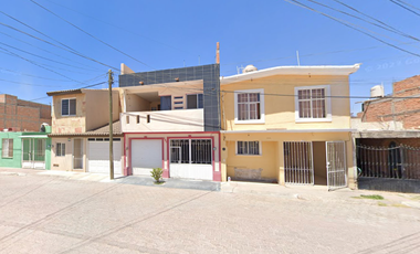 VENTA DE CASA EN AGUAS CALIENTES COLONIA COSMOS