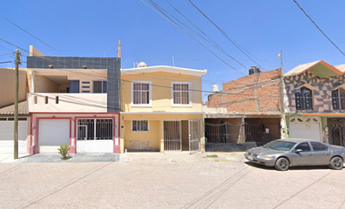 VENTA DE CASA EN AGUAS CALIENTES COLONIA COSMOS