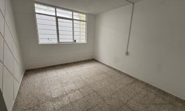 SE RENTA OFICINA COLONIA LA PAZ 75 M2