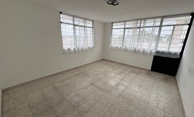 SE RENTA OFICINA COLONIA LA PAZ 75 M2