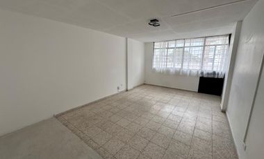 SE RENTA OFICINA COLONIA LA PAZ 75 M2