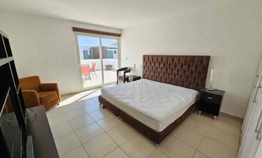 renta de casa amueblada lomas de Angelópolis