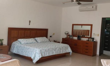 Residencia de lujo en Villa Magna con alberca y amplios jardines — Cancún