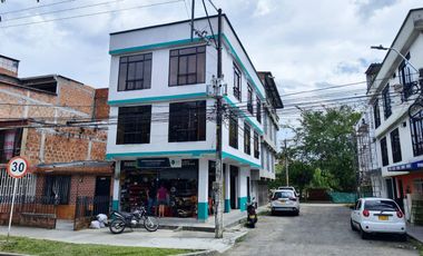 🏠 CASA DE 4 NIVELES EN CUBA – PEREIRA