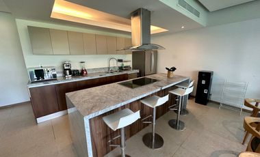 Departamento 4 recámaras en PENINSULA en Nuevo Vallarta
