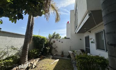 CASA EN VENTA EN CONDOMINIO VIVE, VALLE DE JURIQUILLA